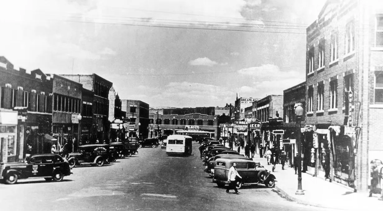 Greenwood Avenue in its prosperity
